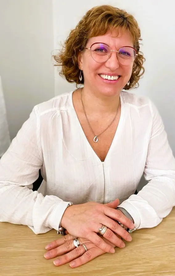 Delphine, orthopédagogue pour enfants, adolescents et adultes